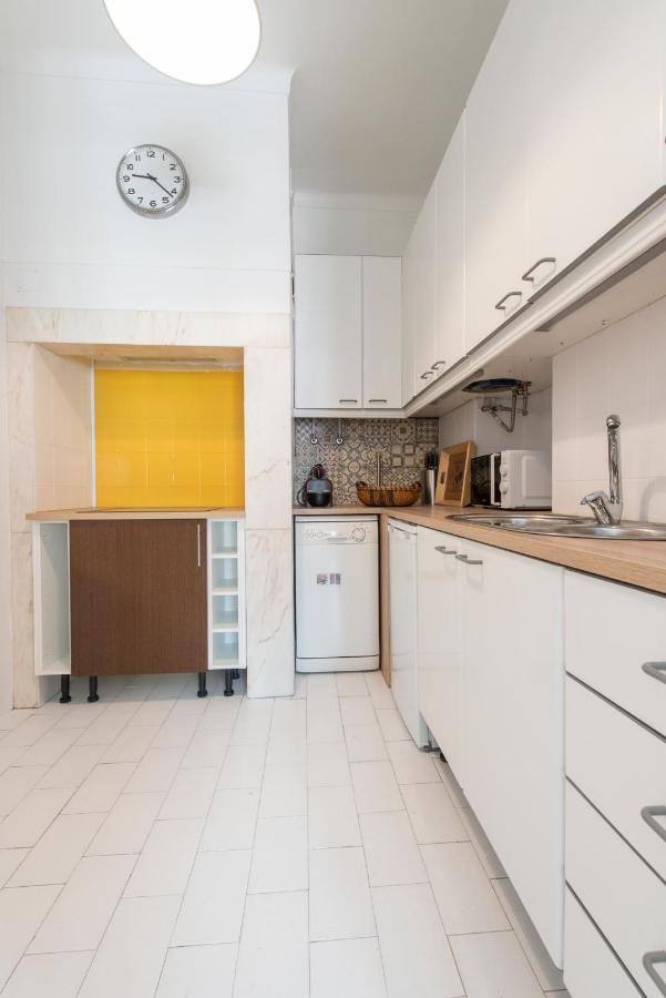 Cozy Apartment With Castel View Lisboa Ngoại thất bức ảnh