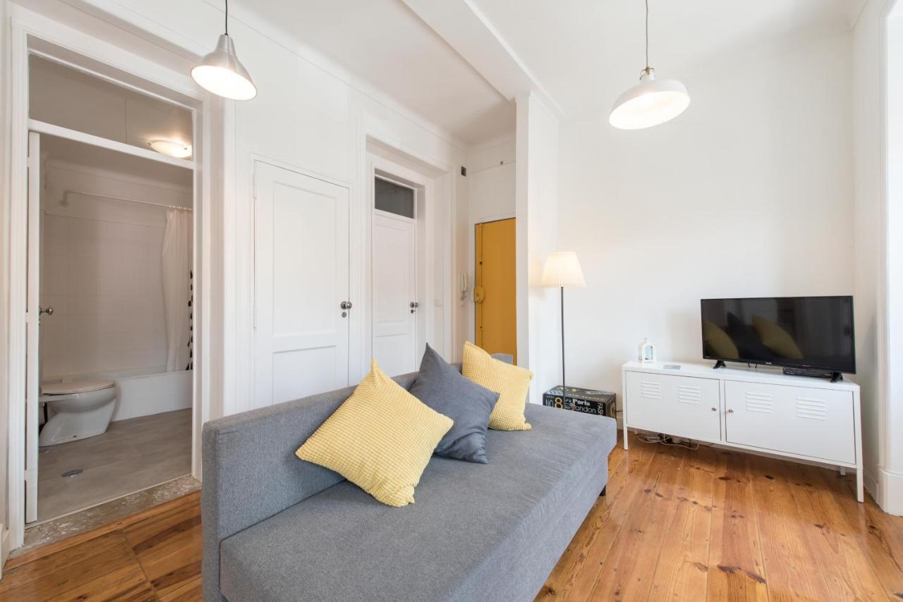 Cozy Apartment With Castel View Lisboa Ngoại thất bức ảnh