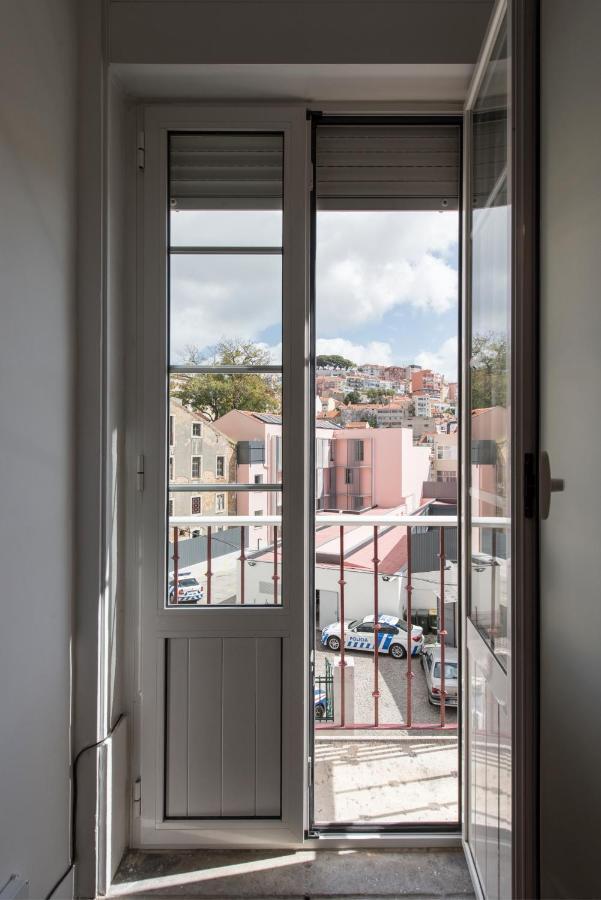 Cozy Apartment With Castel View Lisboa Ngoại thất bức ảnh